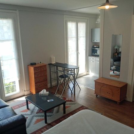 Appartement Perret 105 Rue Victor Hugo, Lumineux, Plein Centre, Parking Prive Arrivee Autonome Tout A Pied Гавр Екстер'єр фото