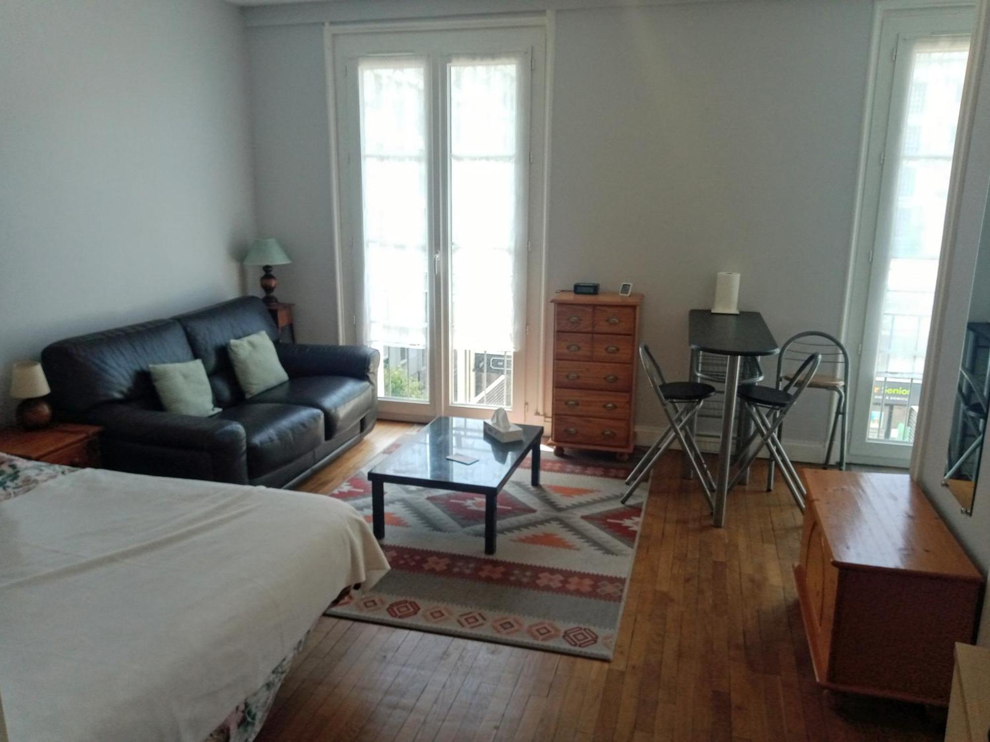 Appartement Perret 105 Rue Victor Hugo, Lumineux, Plein Centre, Parking Prive Arrivee Autonome Tout A Pied Гавр Екстер'єр фото